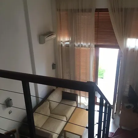 Hotel apartamentowy Private In Emerald