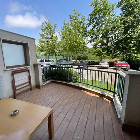 Private In Emerald 4*