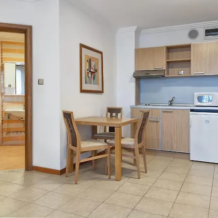 Hotel apartamentowy Private In Emerald