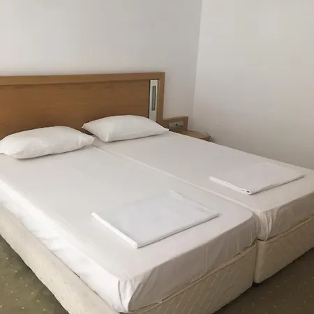 Private In Emerald Aparthotel Ravda