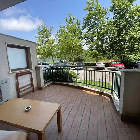 Апартхотел Private In Emerald Равда