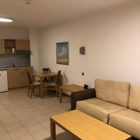 Private In Emerald *
