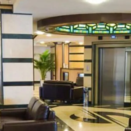 Апартхотел Private In Emerald Равда