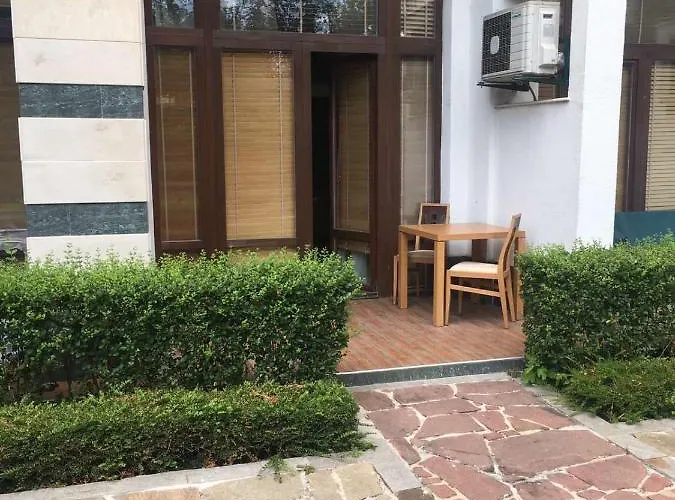 Private In Emerald Lejlighedshotel Ravda