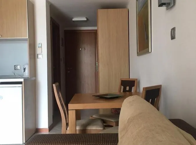 Private In Emerald Lejlighedshotel 4*