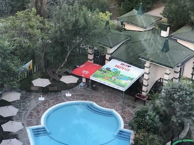 Private In Emerald Ravda