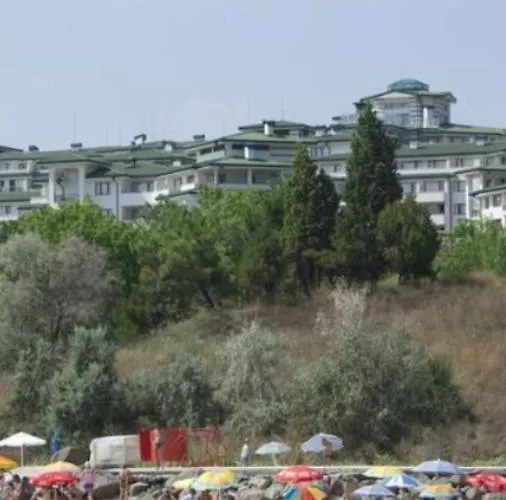 Private In Emerald Ravda